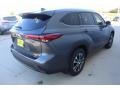 2021 Magnetic Gray Metallic Toyota Highlander XLE  photo #8