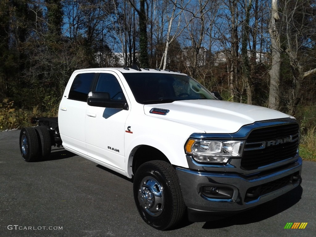 Bright White 2020 Ram 3500 SLT Crew Cab 4x4 Chassis Exterior Photo #140375315