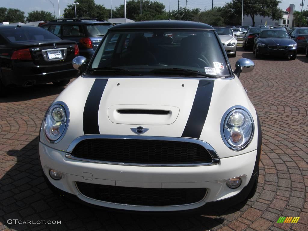 2009 Cooper S Hardtop - Pepper White / Punch Carbon Black Leather photo #3