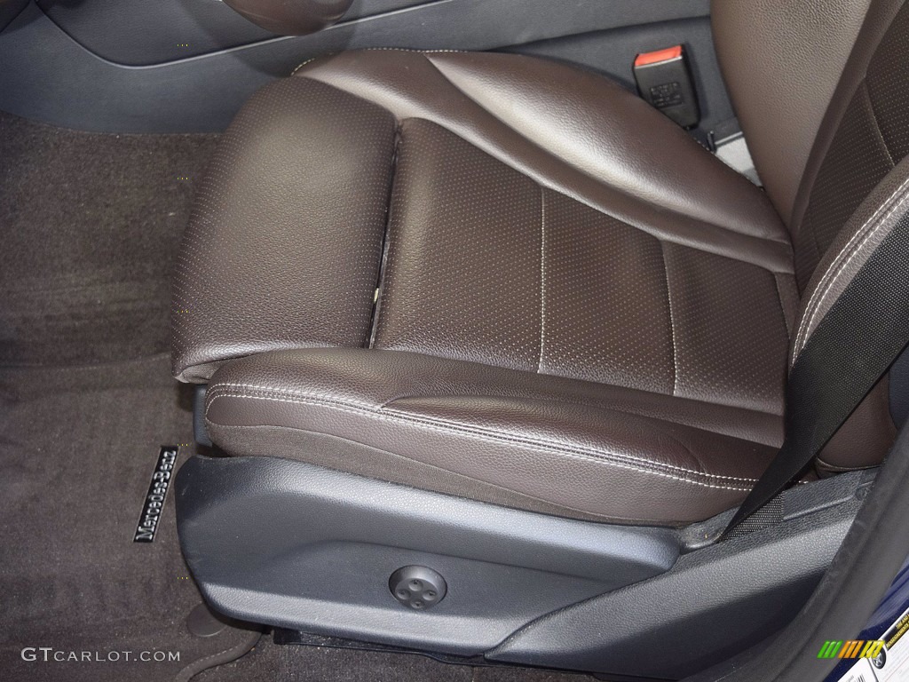 2018 GLC 300 4Matic - Brilliant Blue Metallic / Silk Beige/Espresso Brown photo #21