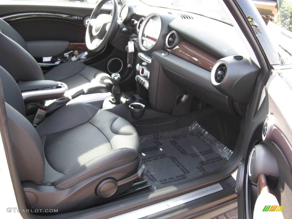 2009 Cooper S Hardtop - Pepper White / Punch Carbon Black Leather photo #15