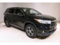 Midnight Black Metallic 2016 Toyota Highlander XLE