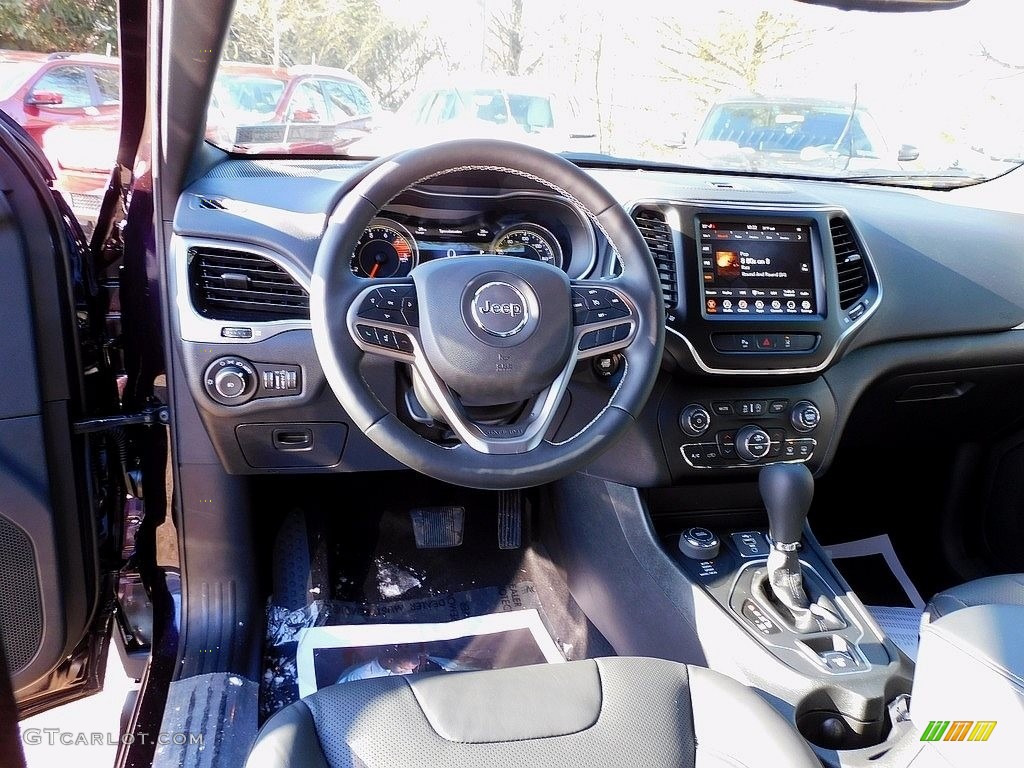 2021 Jeep Cherokee Latitude Lux 4x4 Black Dashboard Photo #140383075