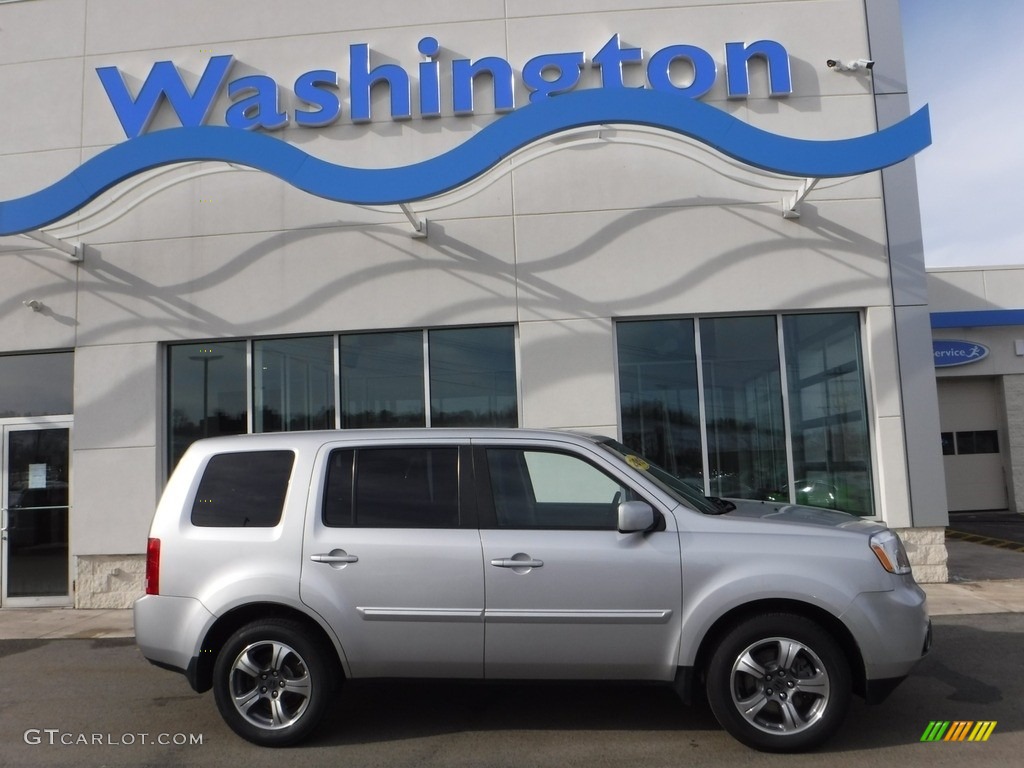 2015 Pilot SE 4WD - Alabaster Silver Metallic / Gray photo #1
