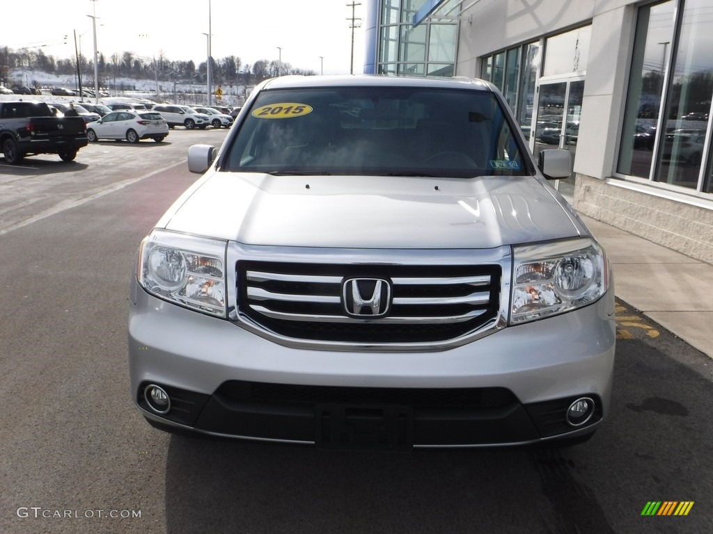 2015 Pilot SE 4WD - Alabaster Silver Metallic / Gray photo #4