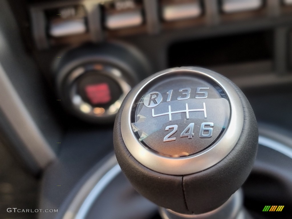 2020 Subaru BRZ Limited Transmission Photos