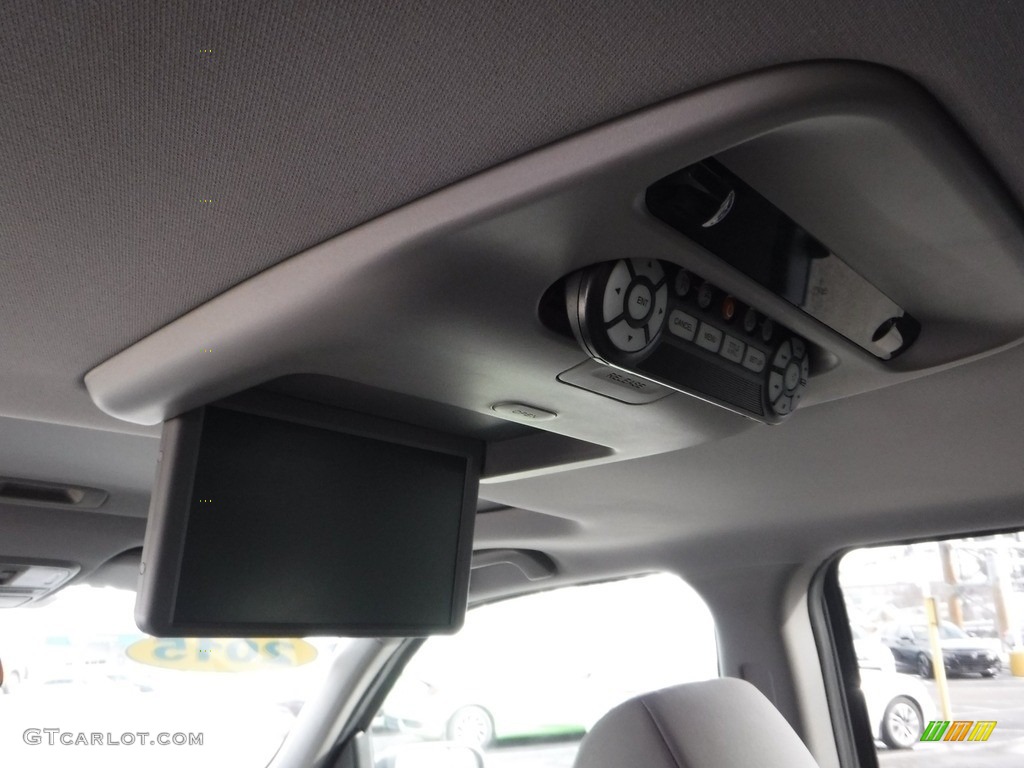 2015 Pilot SE 4WD - Alabaster Silver Metallic / Gray photo #11