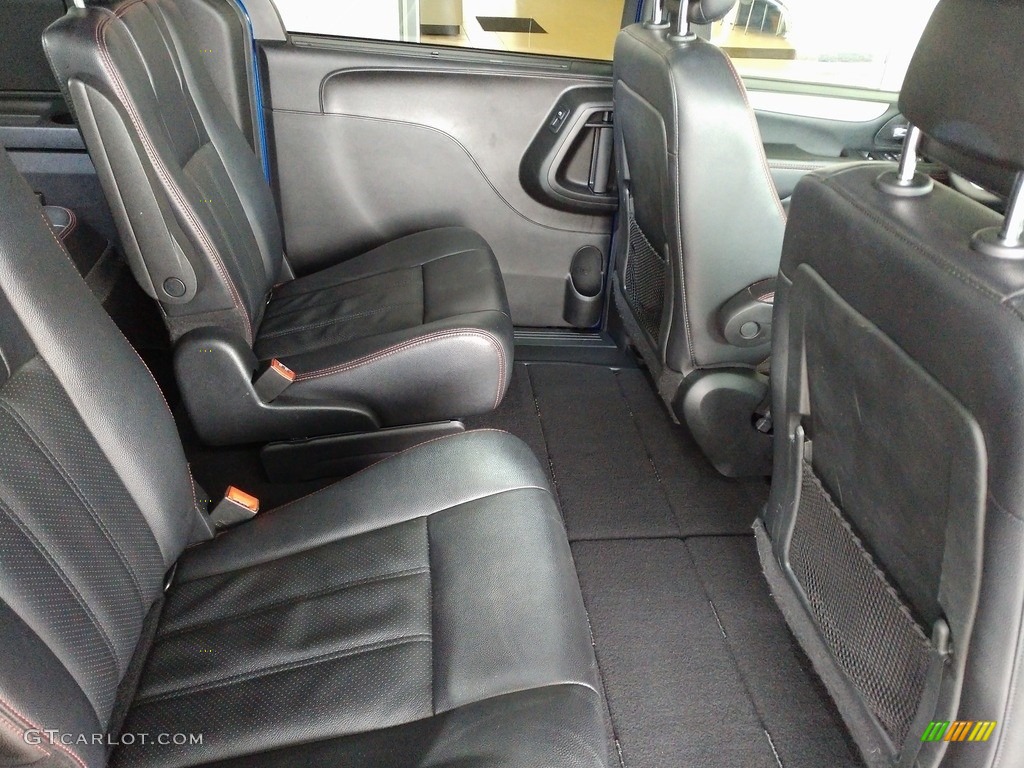 2019 Grand Caravan GT - Indigo Blue / Black photo #19