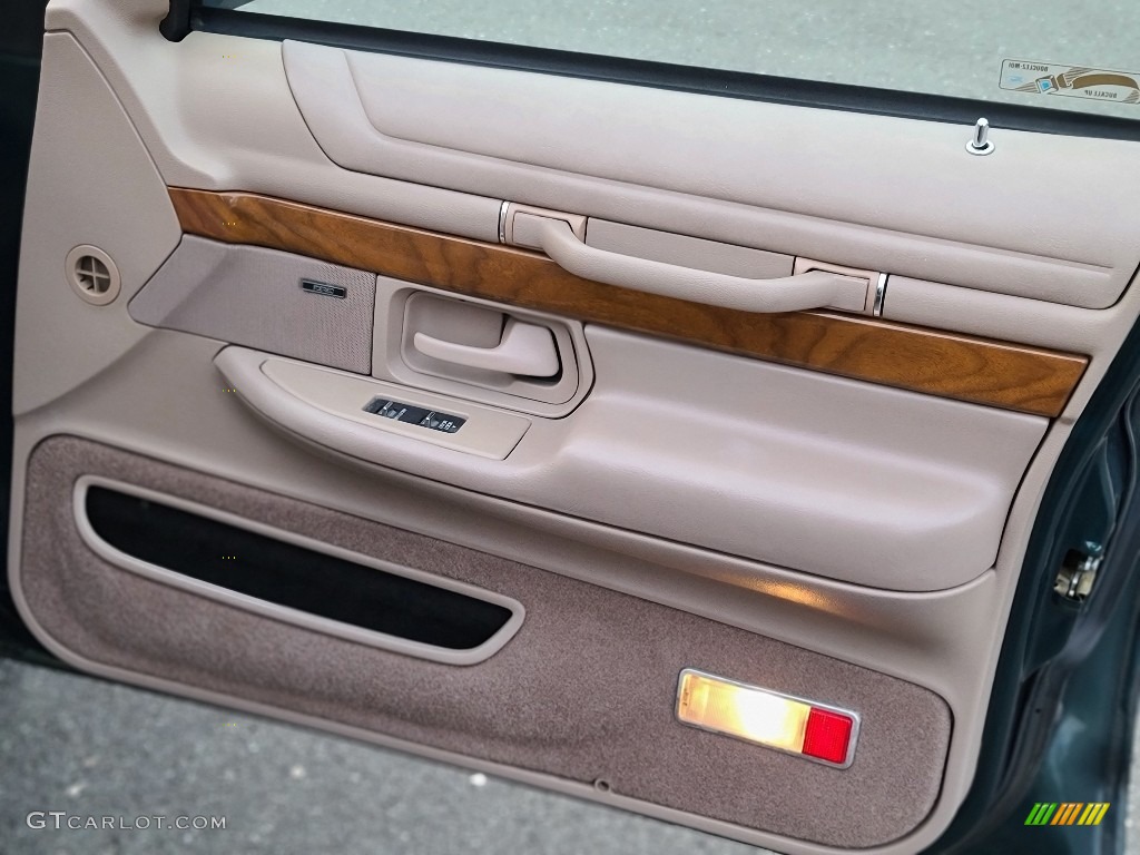 1993 Mercury Grand Marquis GS Beige Door Panel Photo #140385938