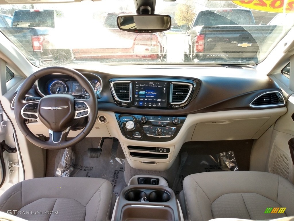 Cognac/Alloy Interior 2020 Chrysler Pacifica Touring Photo #140387008