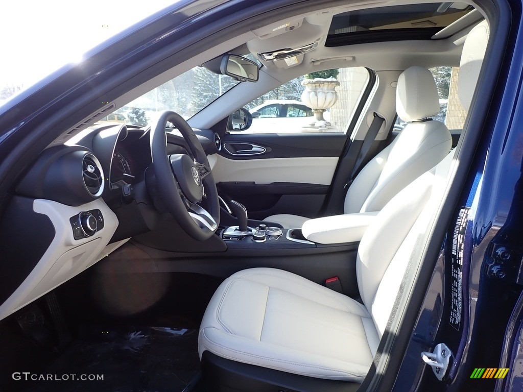 Black/Ice Interior 2021 Alfa Romeo Giulia Sprint AWD Photo #140388244