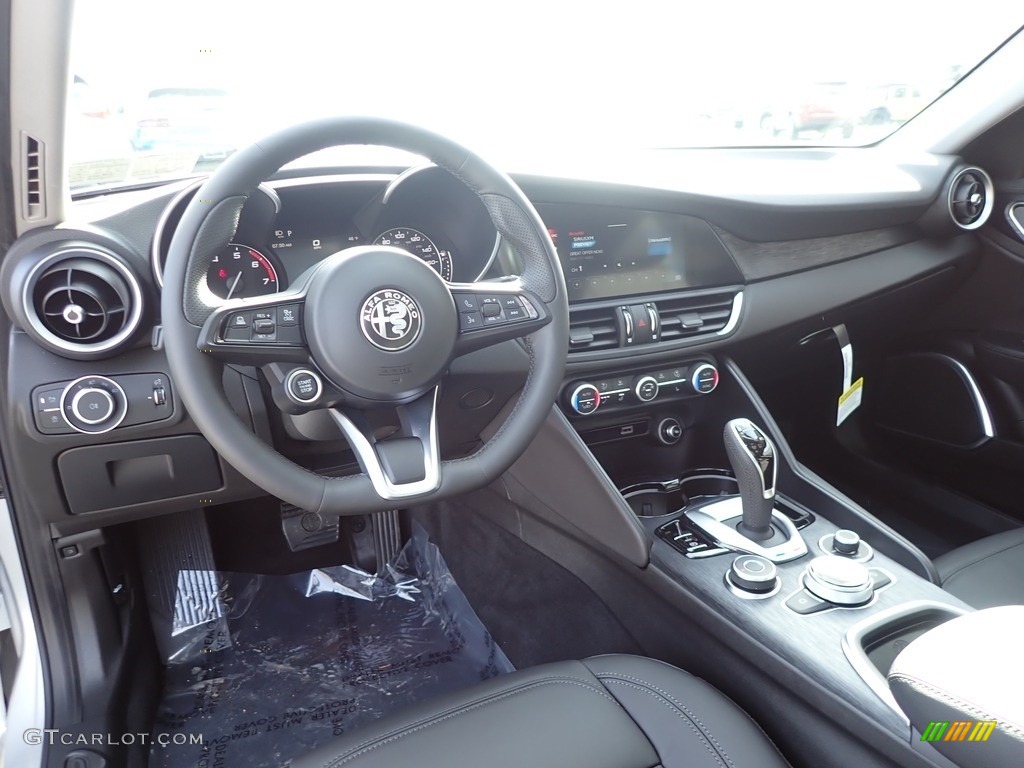 2021 Alfa Romeo Giulia Sprint AWD Interior Color Photos