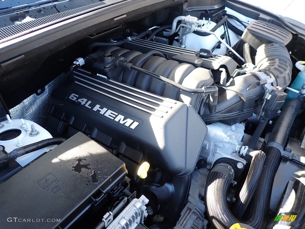 2018 Jeep Grand Cherokee SRT 4x4 Engine Photos