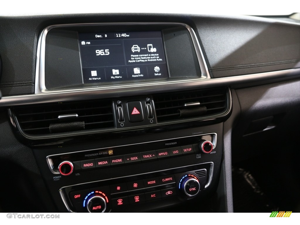 2017 Kia Optima SX Controls Photo #140394442