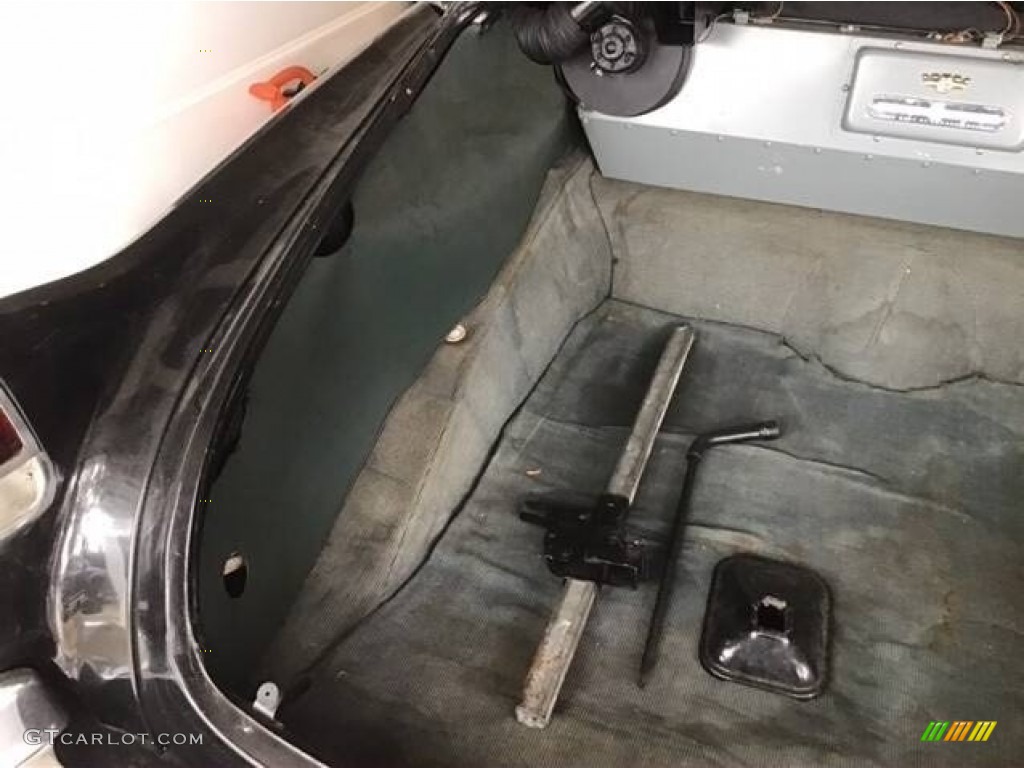 1953 Cadillac Fleetwood Series 60 Special Sedan Trunk Photo #140396281