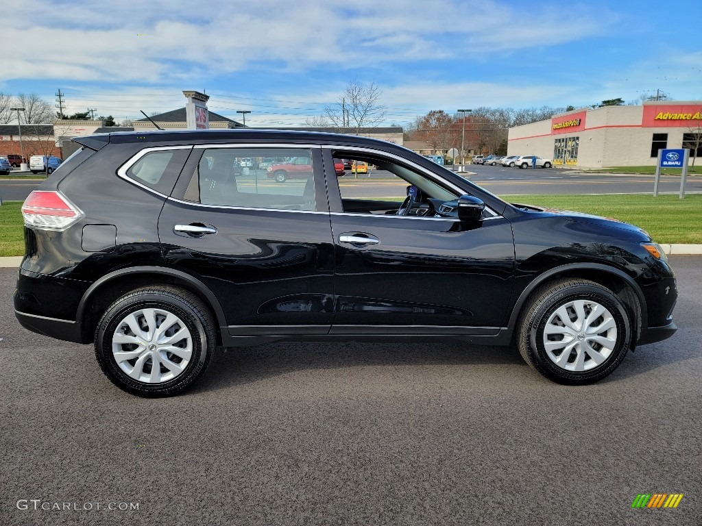 2015 Rogue S AWD - Super Black / Charcoal photo #19