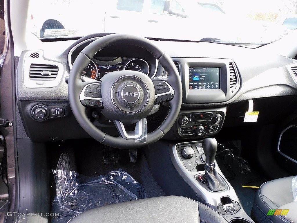 2021 Jeep Compass Latitude 4x4 Black Dashboard Photo #140397925