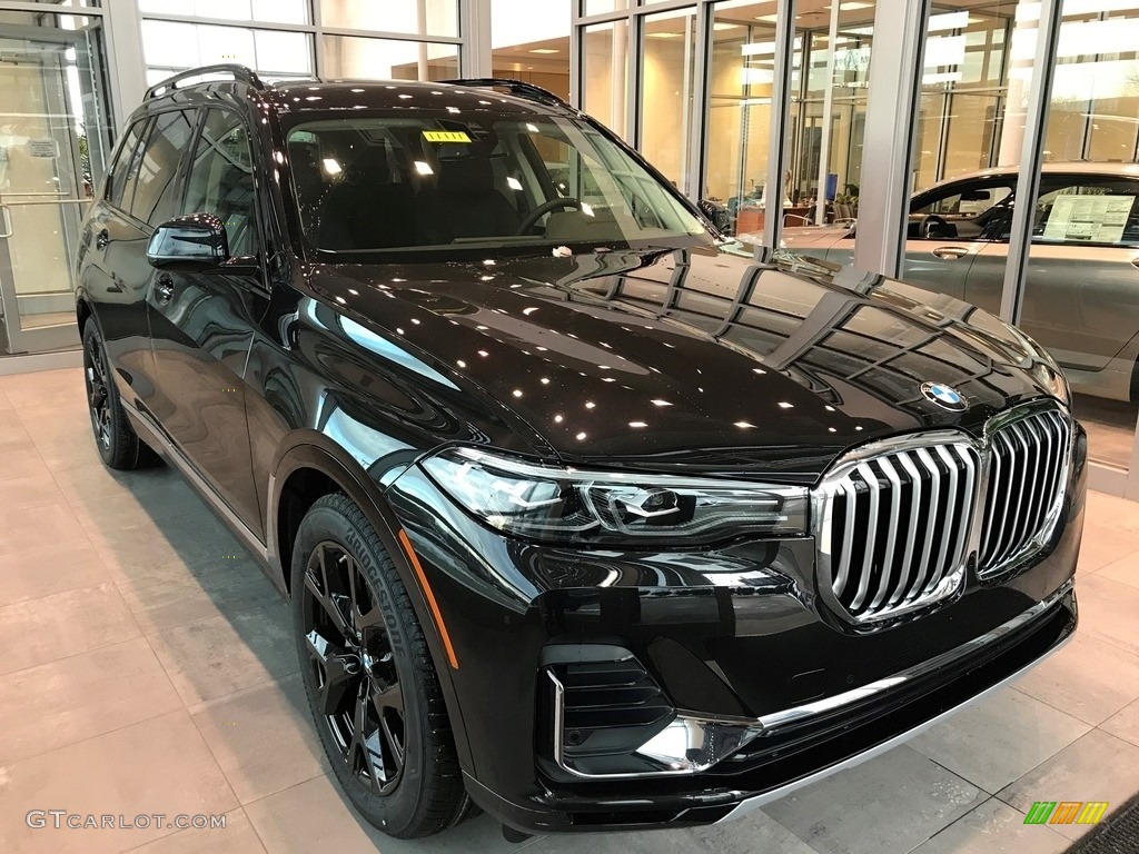 2021 X7 xDrive40i - Black Sapphire Metallic / Black photo #1