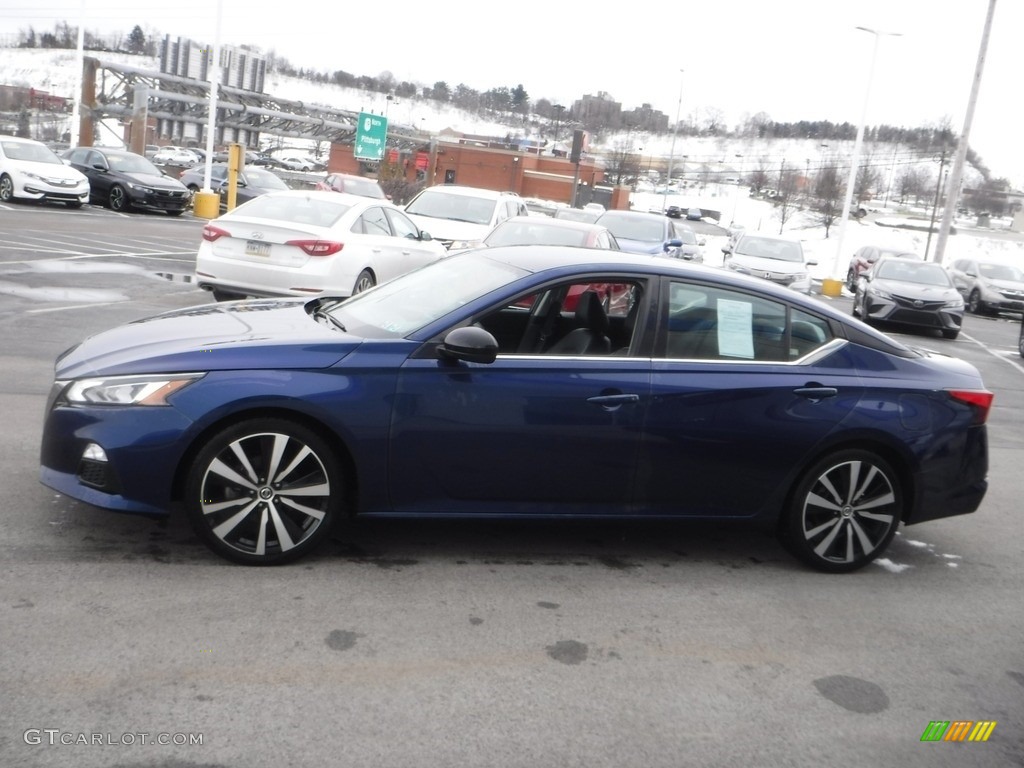 2019 Altima SR - Deep Blue Pearl / Charcoal photo #6