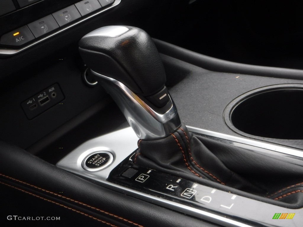 2019 Altima SR - Deep Blue Pearl / Charcoal photo #18