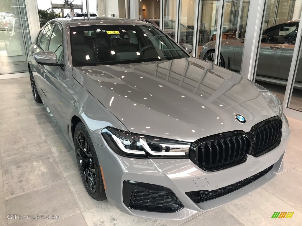 2021 Bernina Gray Amber Effect BMW 5 Series 530i XDrive Sedan 