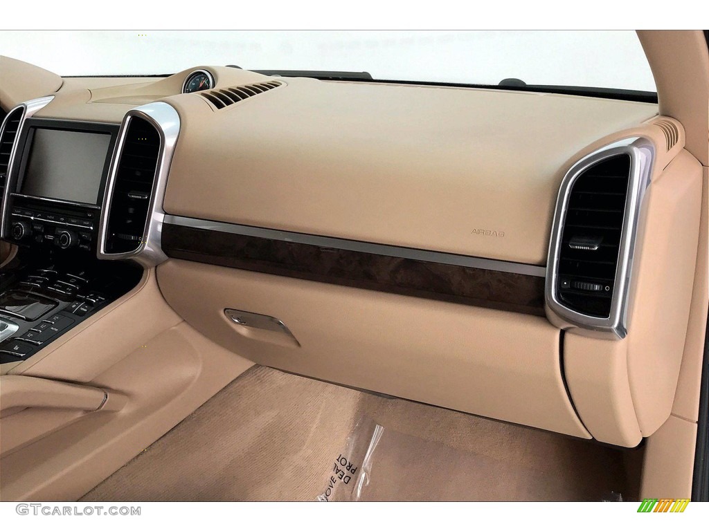 2013 Cayenne  - White / Luxor Beige photo #15
