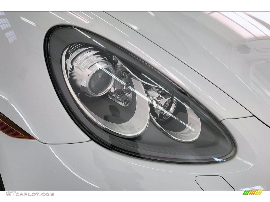 2013 Cayenne  - White / Luxor Beige photo #27