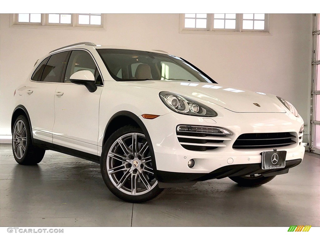 White 2013 Porsche Cayenne Standard Cayenne Model Exterior Photo #140404728