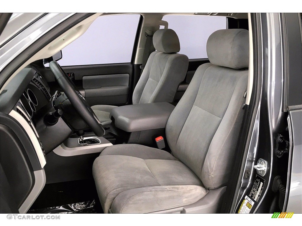 2016 Toyota Sequoia SR5 4x4 Front Seat Photos