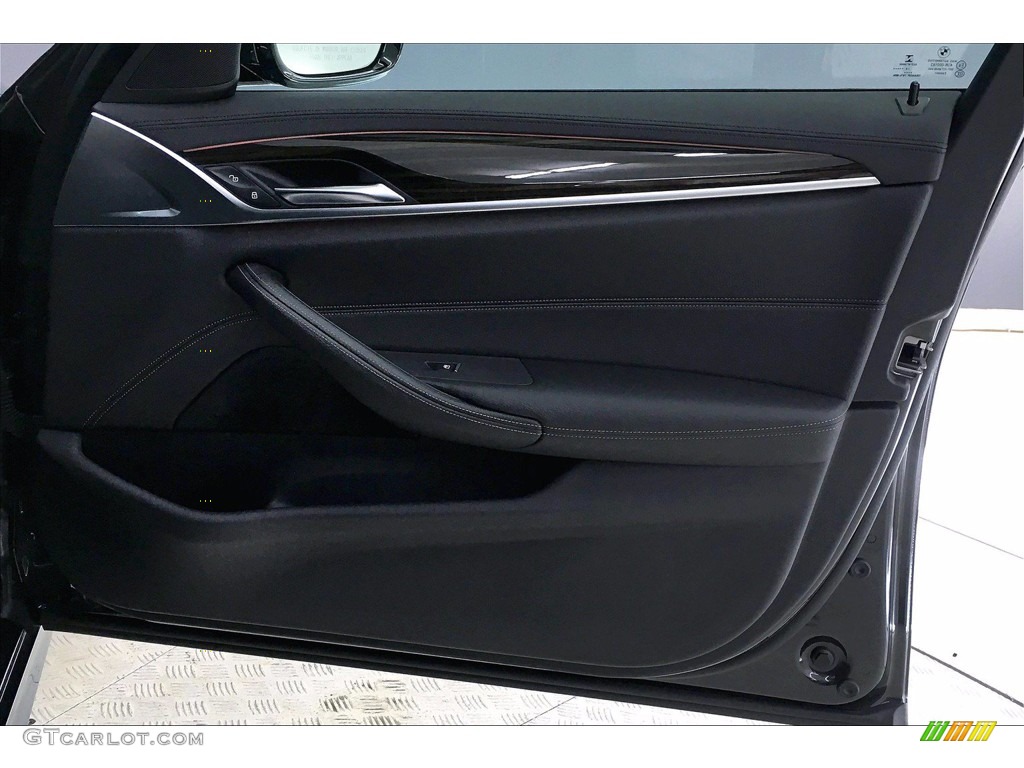 2017 5 Series 530i Sedan - Dark Graphite Metallic / Black photo #24