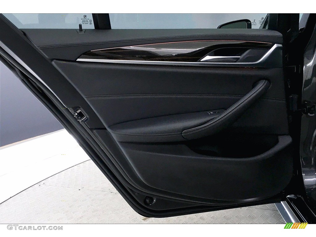 2017 5 Series 530i Sedan - Dark Graphite Metallic / Black photo #25