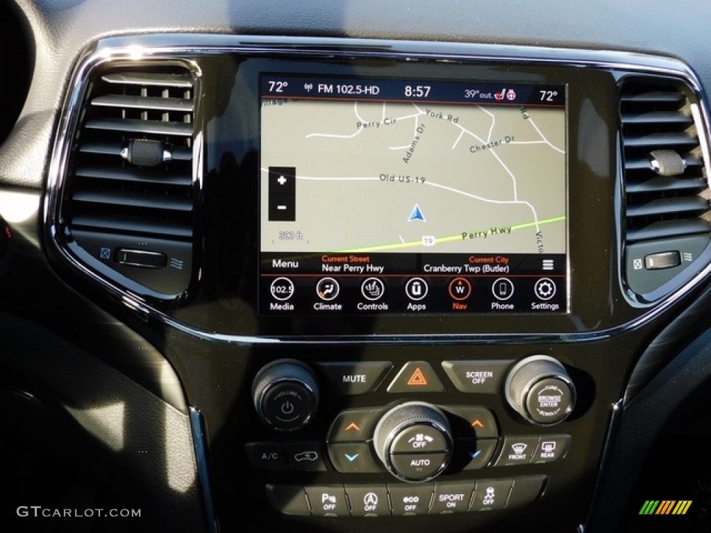 2021 Jeep Grand Cherokee Laredo 4x4 Navigation Photo #140422110