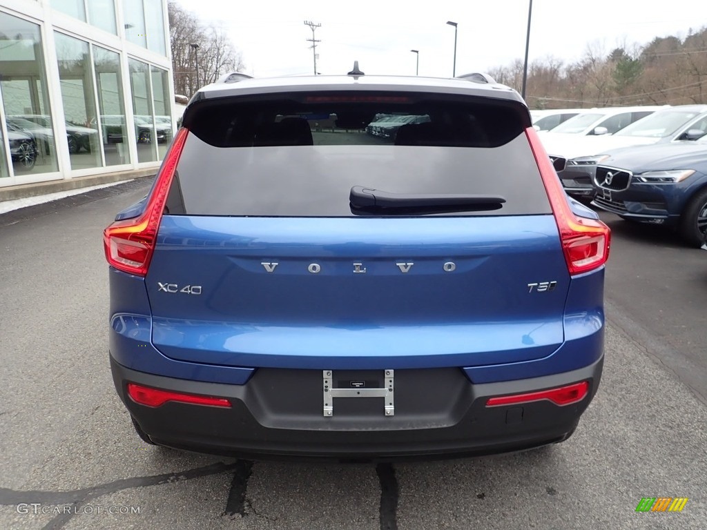 2021 XC40 T5 R-Design AWD - Bursting Blue Metallic / Charcoal photo #3