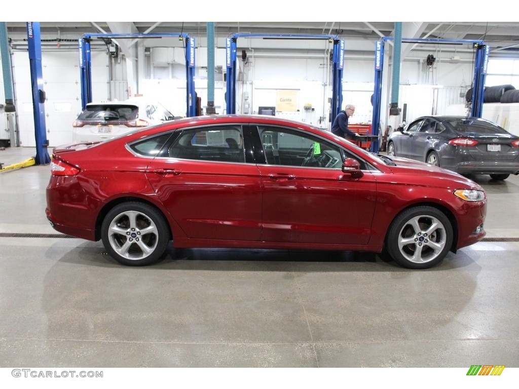 2015 Fusion SE - Ruby Red Metallic / Charcoal Black photo #4