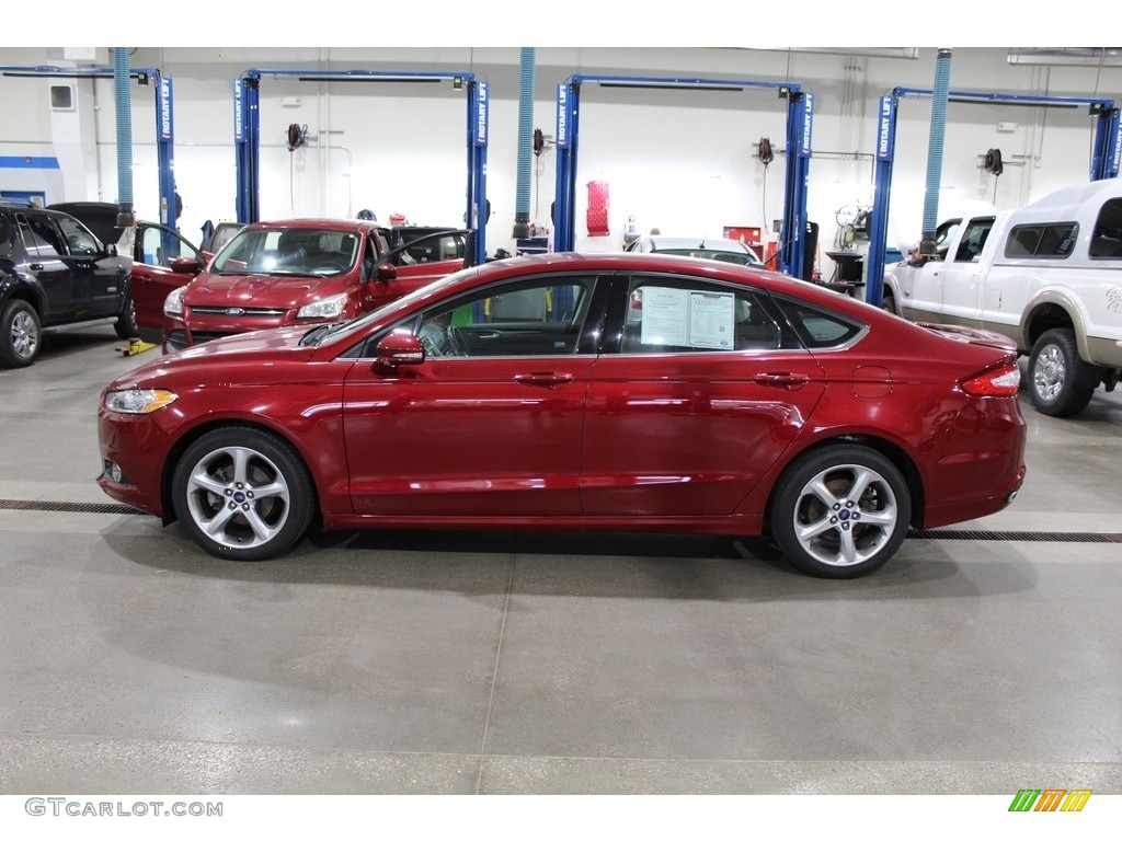 2015 Fusion SE - Ruby Red Metallic / Charcoal Black photo #8