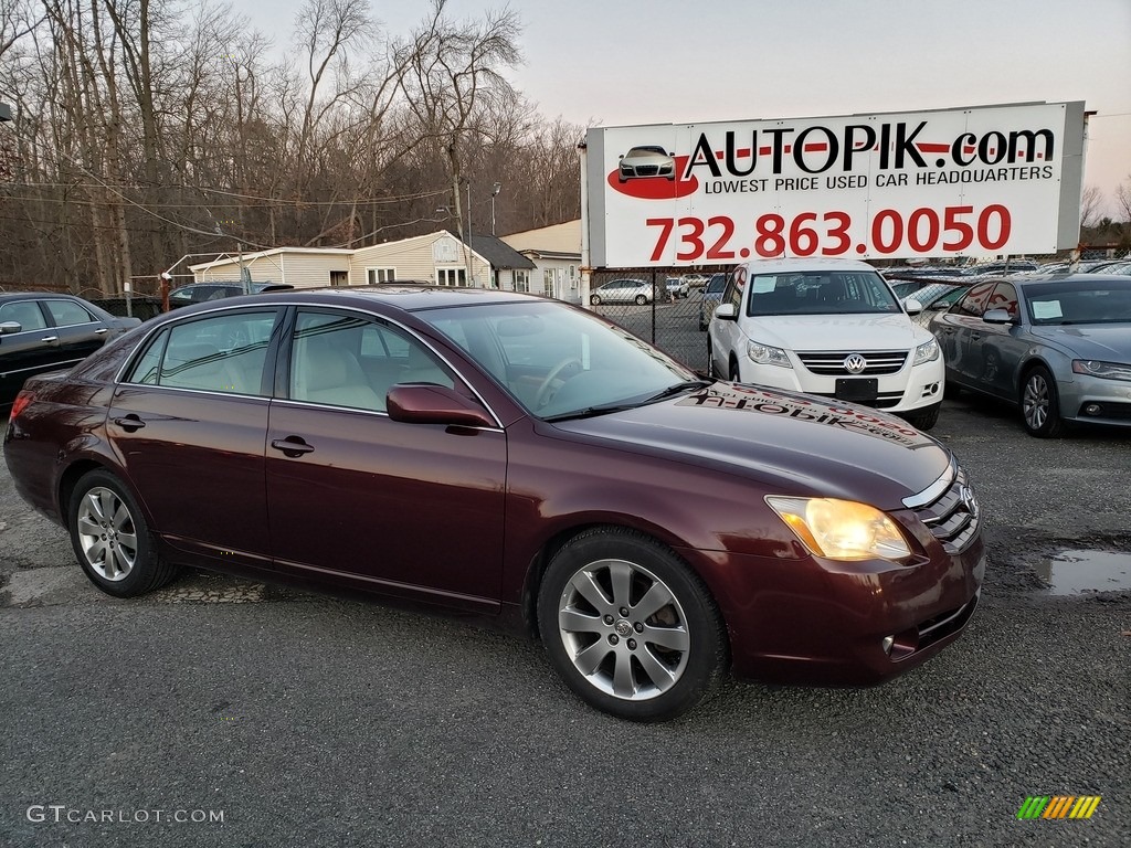 2005 Avalon XLS - Cassis Red Pearl / Graphite Gray photo #1