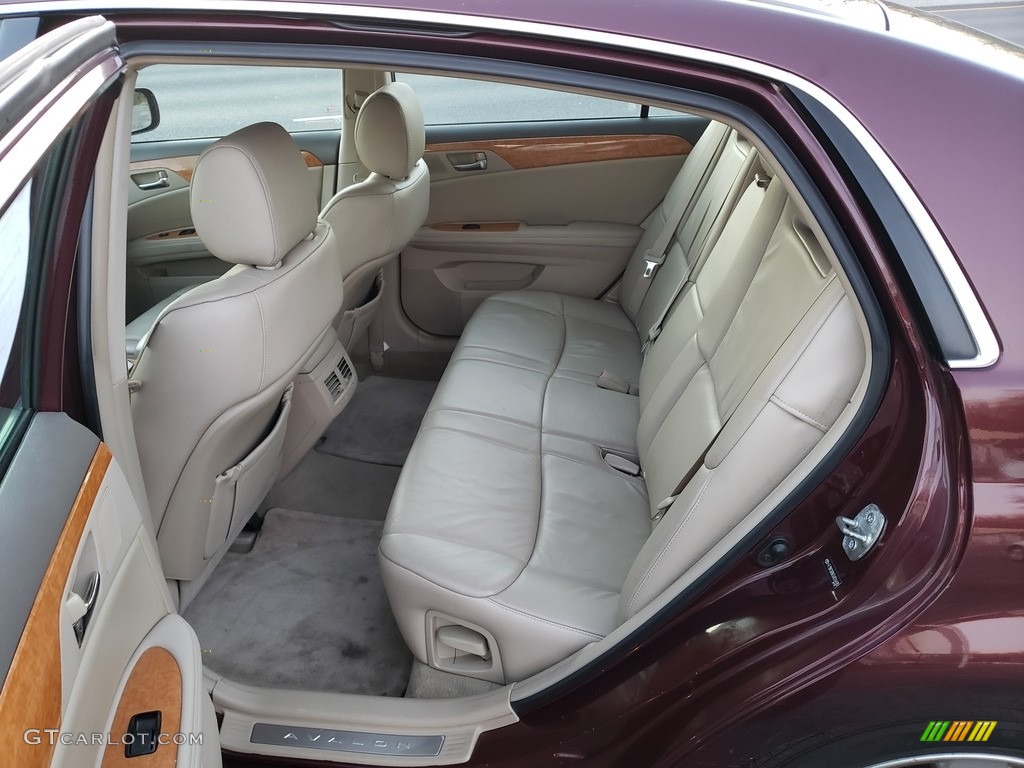 2005 Avalon XLS - Cassis Red Pearl / Graphite Gray photo #10