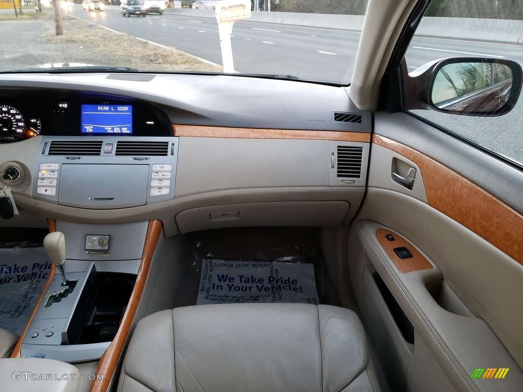 2005 Avalon XLS - Cassis Red Pearl / Graphite Gray photo #14
