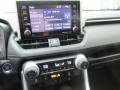 Super White - RAV4 XLE Photo No. 17