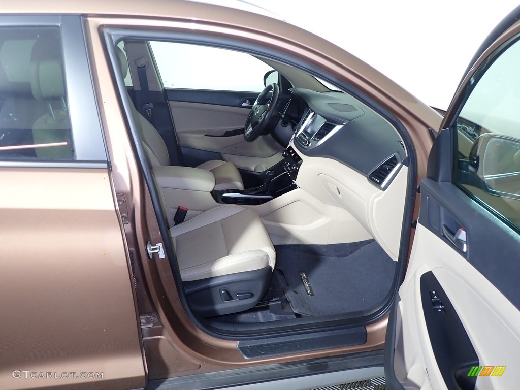 2017 Tucson SE AWD - Mojave Sand / Beige photo #41
