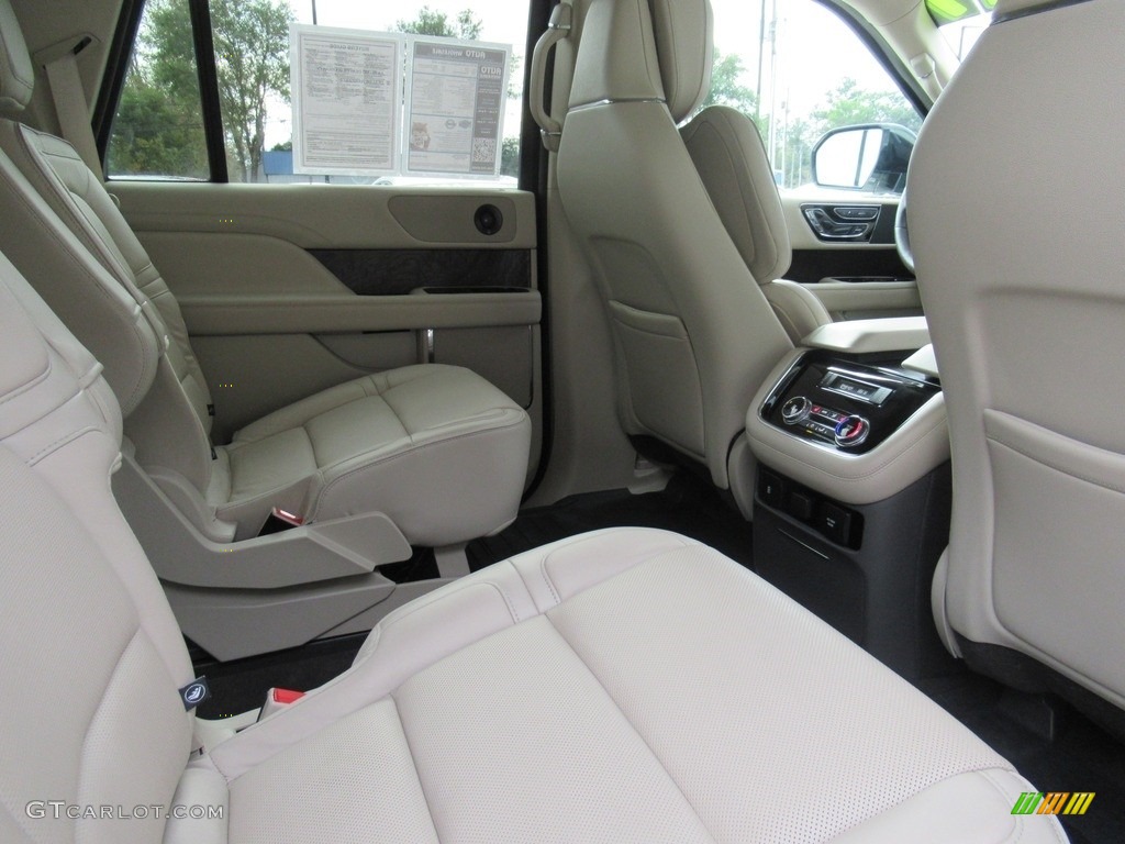 Cappuccino Interior 2019 Lincoln Navigator L Reserve 4x4 Photo #140432851