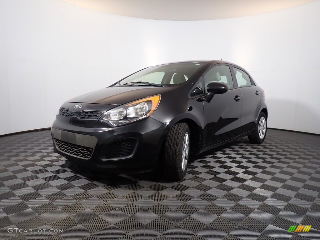 2012 Rio Rio5 LX Hatchback - Midnight Black / Beige photo #8