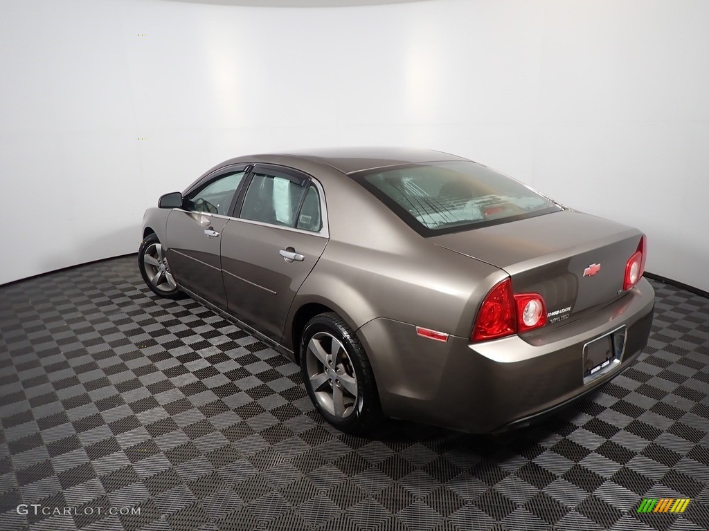 2012 Malibu LT - Taupe Gray Metallic / Ebony photo #11