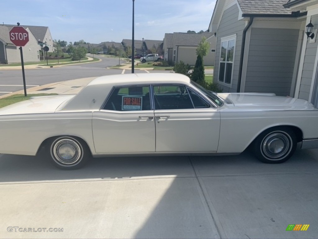 White 1969 Lincoln Continental Mark III Exterior Photo #140434438