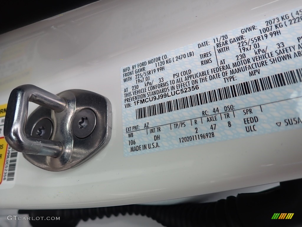 2020 Escape Titanium 4WD - Star White Metallic Tri-Coat / Ebony Black photo #12