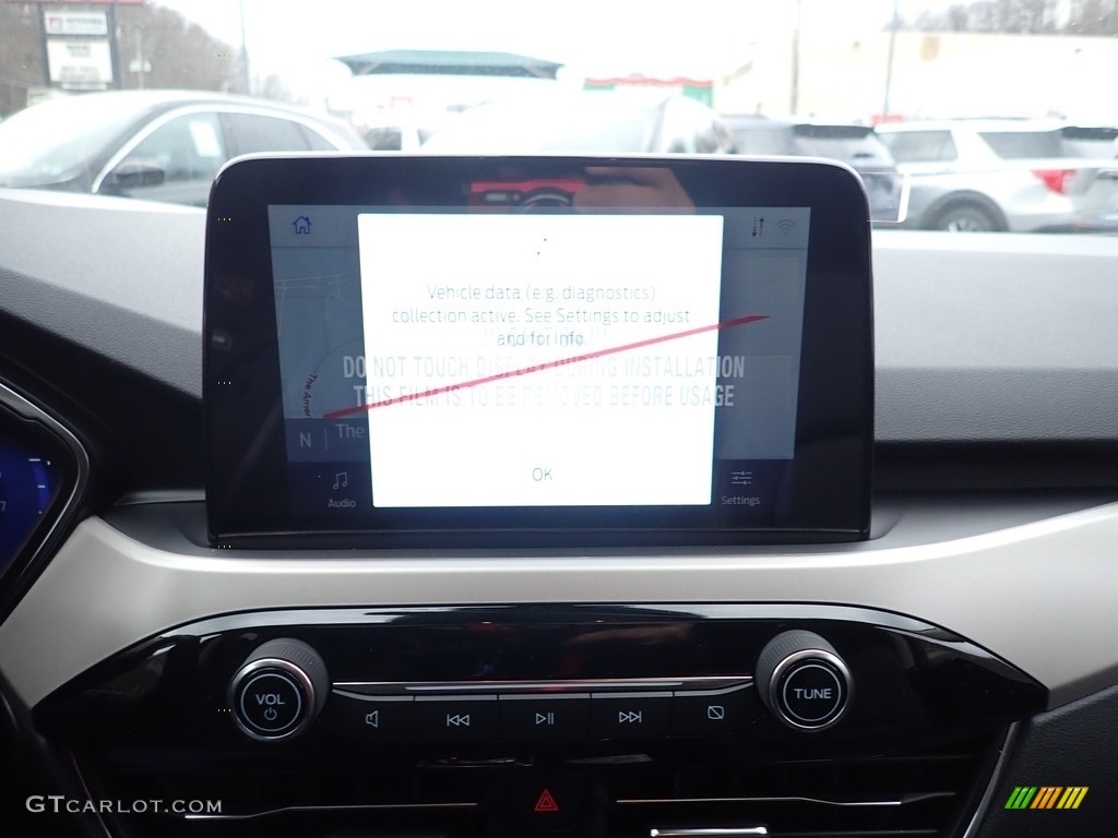 2020 Escape Titanium 4WD - Star White Metallic Tri-Coat / Ebony Black photo #13