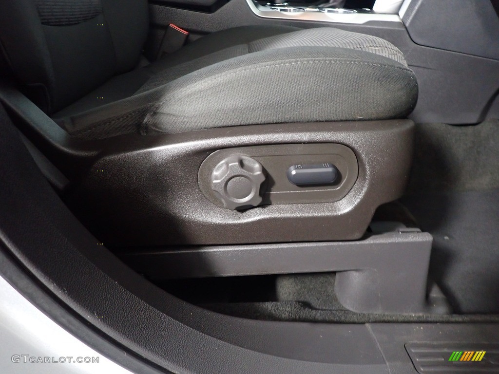 2015 Explorer XLT 4WD - Ingot Silver / Charcoal Black photo #42