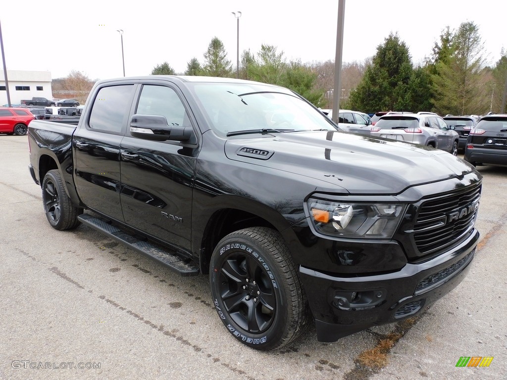 Diamond Black Crystal Pearl 2020 Ram 1500 Big Horn Night Edition Crew Cab 4x4 Exterior Photo #140438984