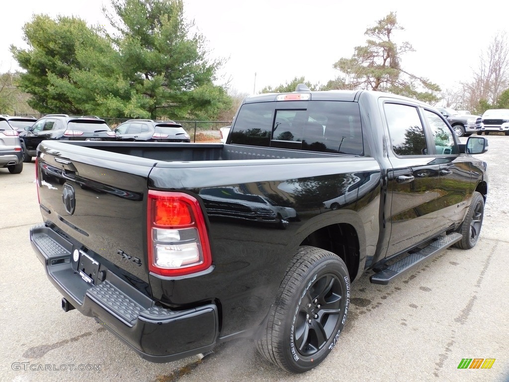 2020 1500 Big Horn Night Edition Crew Cab 4x4 - Diamond Black Crystal Pearl / Black photo #5