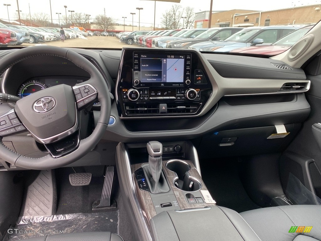2021 Toyota Highlander Limited AWD Black Dashboard Photo #140439164
